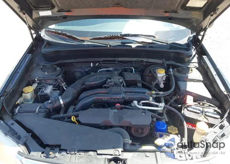 2011 Subaru Forester 2.5X Premium из США, поврежденный, VIN JF2SHADC8BH765474